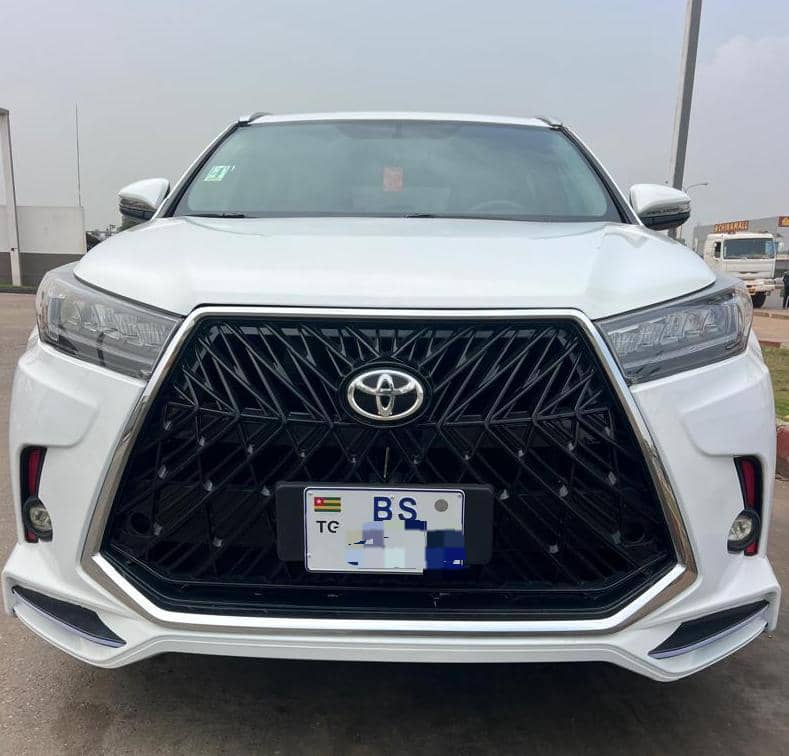 Image TOYOTA HIGHLIANDER